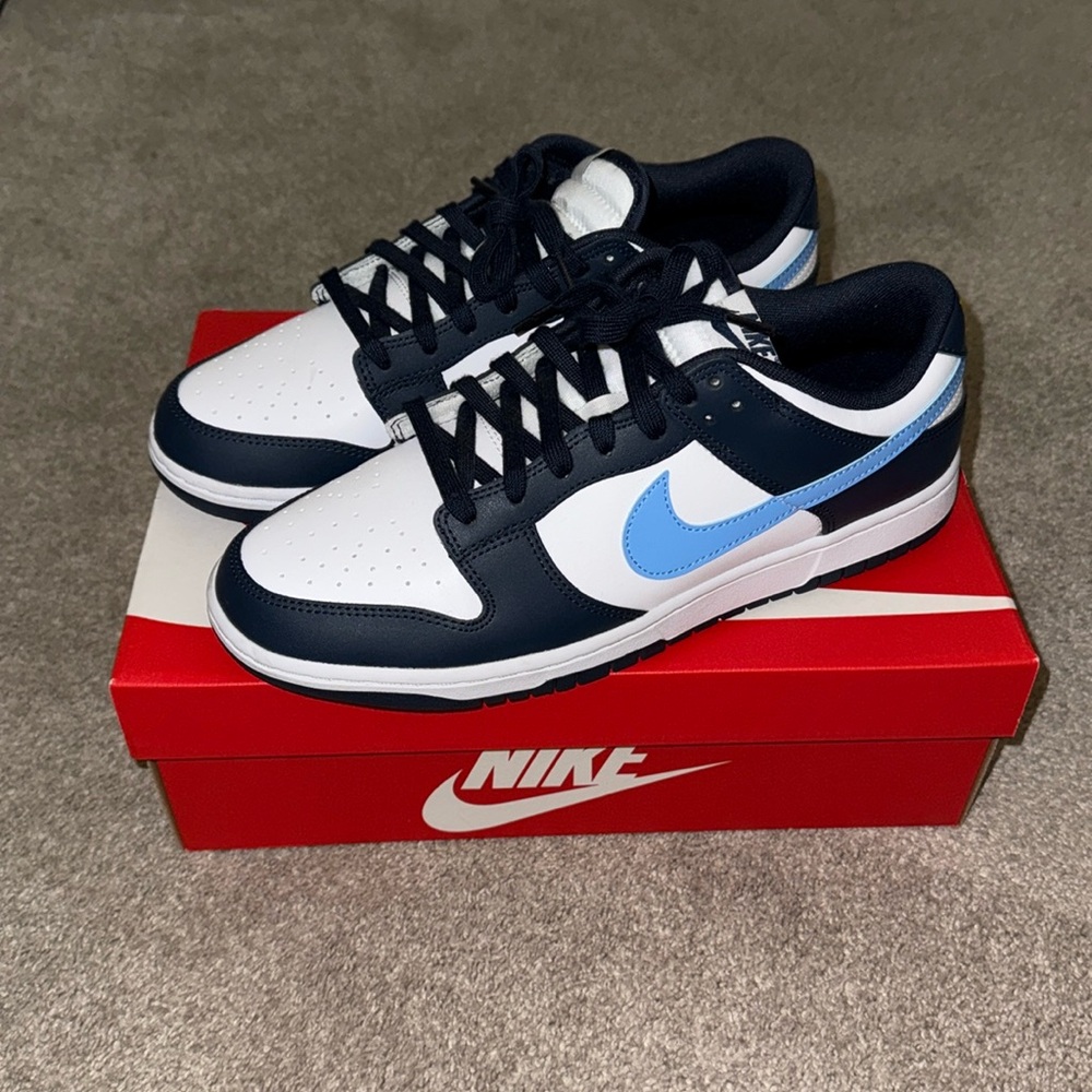 Nike Dunk Low “Obsidian University Blue”
